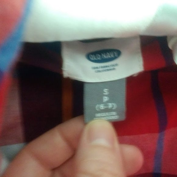 Old Navy 6-7 BOGO Long Sleeve Shirts - Picture 2 of 5
